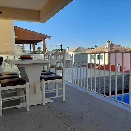Villa With Pool In Setubal, 15 Min From The *
